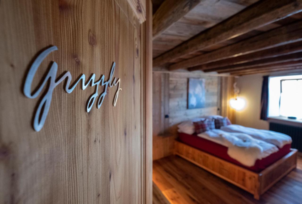 Bed and Breakfast Grizzly Haus & Frosch Restaurant - Teritoria Варена Экстерьер фото